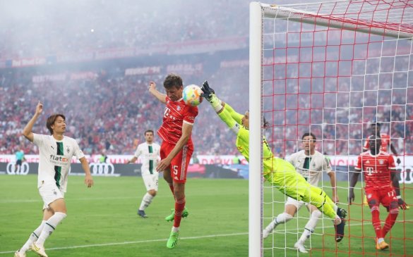 ბაიერნი - გლადბახი 1:1